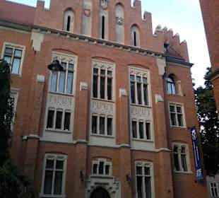 Budynek uniwersytetu