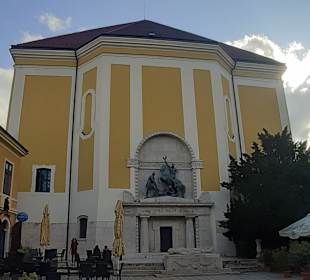 Kathedrale St. Stephan in Székesfehérvár