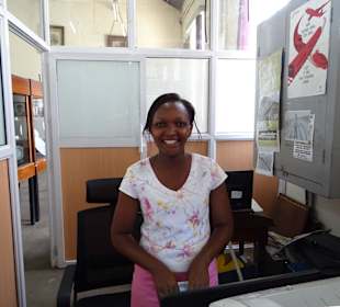 Freundliche Mitarbeiterin