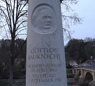 Gottlob Bauknecht Denkmal