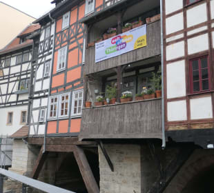 Blick zur bebauten Krämerbrücke
