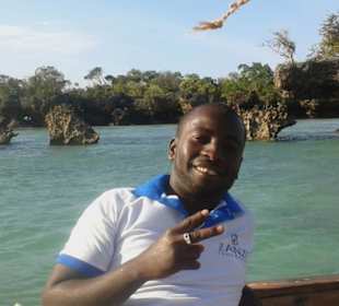 Rashid auf der Safari Blue