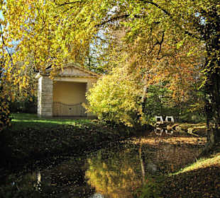 Парк Замка Ойтин. Золотая осень.