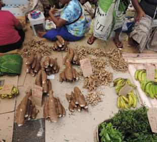 Auf dem Markt von Suva