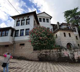 Stadtrundgang Gjirokastër