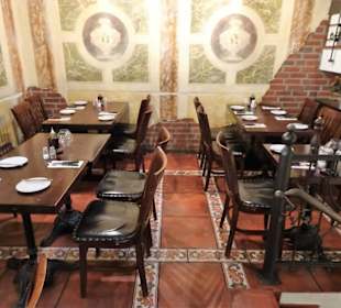 Blick in die Gasträume des Restaurant Picasso