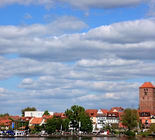 Blick von der Müritz auf den Hafen