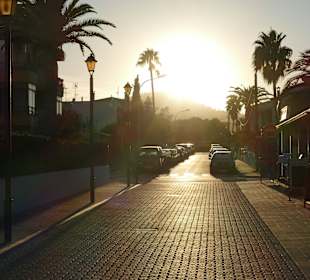 Sonnenuntergang an der Promenade