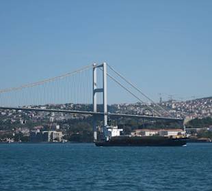 Blick auf Bosporus Brücke