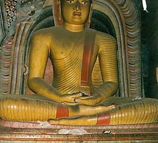 Dambulla sitzende Buddhafigur