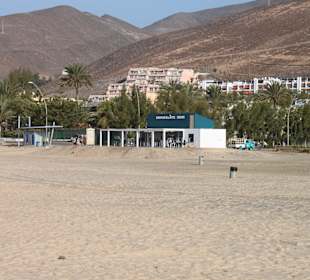 Neu gestaltete Strandbars, klasse !