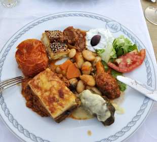 Leckeres Essen bei Stephany's Taverne