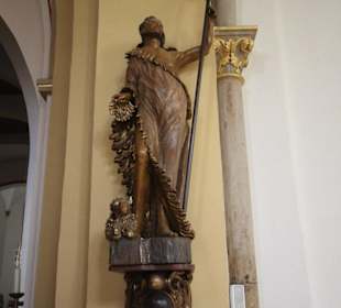 Heiligenstaue