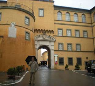 Eingangstor zum Innenhof