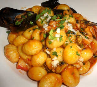 Gnocchi mit Meeresfrüchten im Royal Ketty