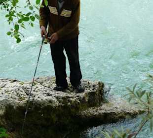 Angler am Manavgat-Wasserfall