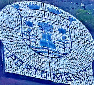 Entlang der Promenade Porto Moniz