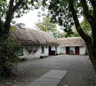 Bunratty Castle and Folk Park