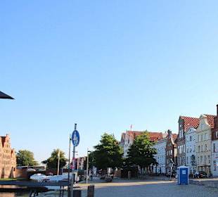 Blick auf das Viertel an der Stadt-Trave