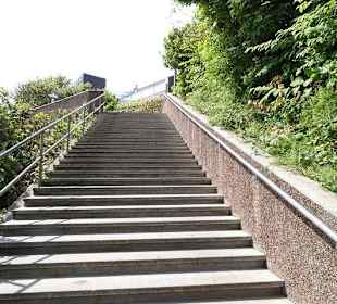 Die Treppe zum Oberland