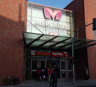 Mercaden Main Eingang Innenstadtseite