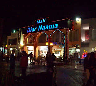 Markt Nama Bay