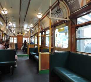 35 City Circle Tram ( kostenlos )