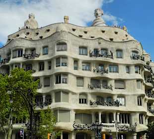 Casa Milà