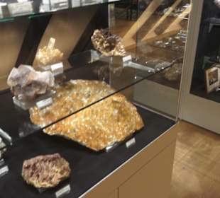 Mineralien- und Mathematikmuseum