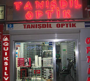 Erstes Geschäft von TANISDIL