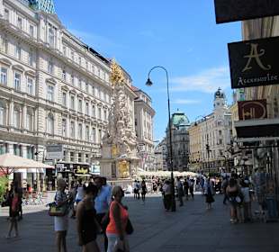 Pestsäule hochbarockes Wolkengetüm  