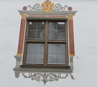 Fuggerschloss Außenansicht