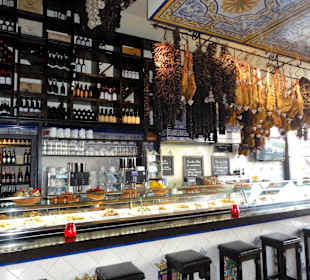 Barbereich mit Serrano-Schinken