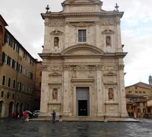 Kirche Santa Maria in Provenzano
