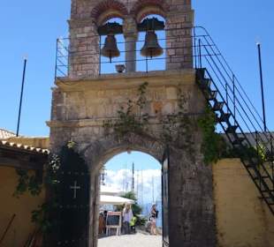 Eingang zum Klostergarten