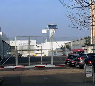 Vorbereich Flughafen Nürnberg
