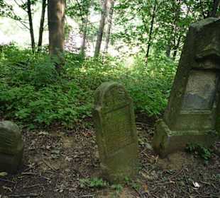 Stare, zabytkowe macewy