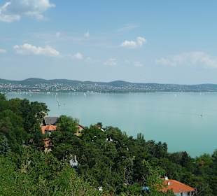 Aussichtspunkt im Ort Thiany