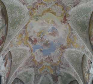 St. Peter, Barockkirche mit Rokokoausstattung 