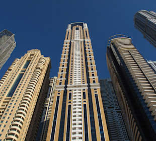 Gleich um die Ecke, Marina