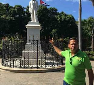 Mit Luis on tour in Havanna