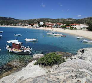 Der Strand von Kalmitsi