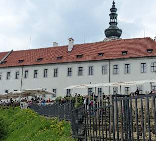 Kloster mit schöner Terrasse