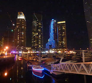 Dubai Marina bei Nacht
