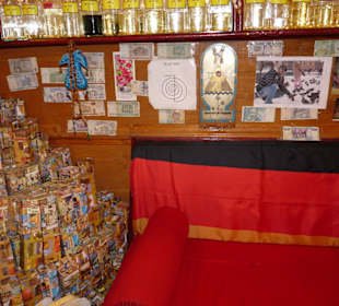 Die Deutsche Fahne darf nicht fehlen