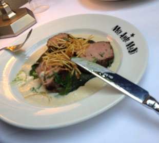 Schweinelende mit Nudeln, rosa, OK!