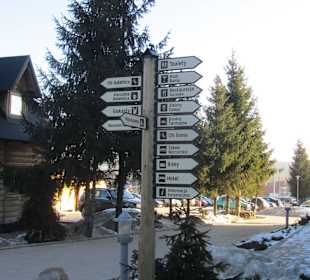 Drogowskaz na Kotelnicy Białczańskiej