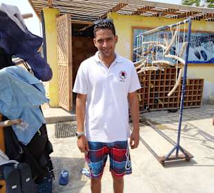 Extra Divers  Mo, best Guide