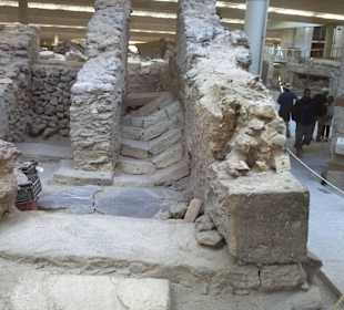 Akrotiri