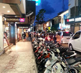 Kuta Sqaure